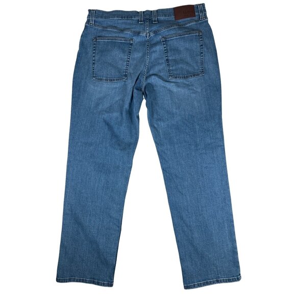 LL Bean Classic Fit Straight Leg Jeans, Size 36/29 - Picture 2 of 12